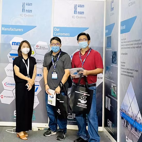 New Original Electronic Components IC Chips Electronics Microchip Technology Pic16c77t-04e/PT Risc MCU 8bit 14kb EPROM 5V 44tqfp, in Stock